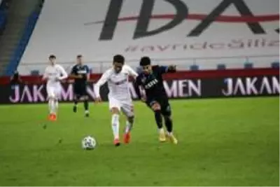 Süper Lig: Trabzonspor: 1 DG Sivasspor: 0 (İlk yarı) Süper Lig: Trabzonspor: 1 DG Sivasspor: 0 (İlk yarı)