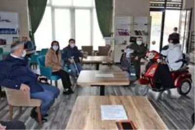 Bafra Belediyesi'nden engelliler için şarj istasyonu Bafra Belediyesi'nden engelliler için şarj istasyonu