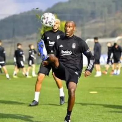Beşiktaş 2 eksikle hazırlıklarını sürdürdü