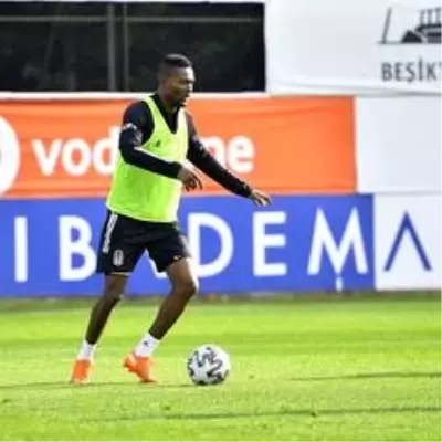 Beşiktaş 2 eksikle hazırlıklarını sürdürdü