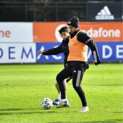 Beşiktaş 2 eksikle hazırlıklarını sürdürdü