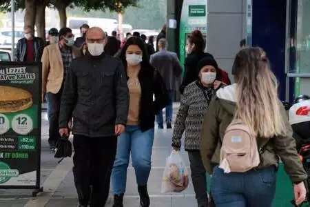 Risk haritası kırmızıya bürünen Adana'yı Bilim Kurulu Üyesi uyardı Tedbirlere uyulursa harita 10 gün sonra tamamen yeşil olur Risk haritası kırmızıya bürünen Adana'yı Bilim Kurulu Üyesi uyardı Tedbirlere uyulursa harita 10 gün sonra tamamen yeşil olur
