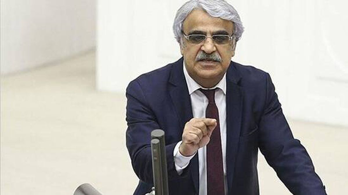 Bütçe görüşmelerinde HDP'den Meclis'te Kürtçe konuşalım çağrısı