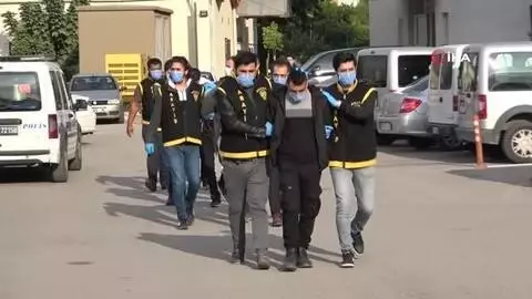 Cezaevi arkadaşlarına para göndermek için adam kaçırdılar Cezaevi arkadaşlarına para göndermek için adam kaçırdılar