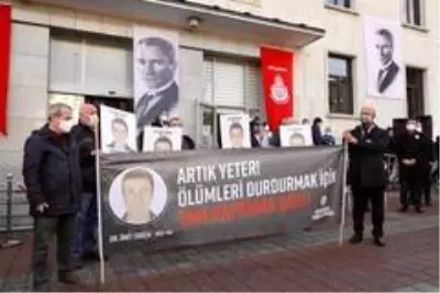 - Covid-19 nedeniyle hayatını kaybeden doktor Erdem için anma töreni - Covid-19 nedeniyle hayatını kaybeden doktor Erdem için anma töreni
