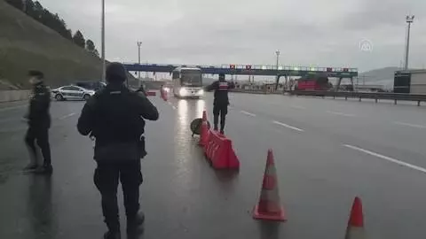 Son dakika haberi | Jandarma ekipleri şehirler arası otobüslerde Kovid-19 tedbirlerini denetledi Son dakika haberi | Jandarma ekipleri şehirler arası otobüslerde Kovid-19 tedbirlerini denetledi