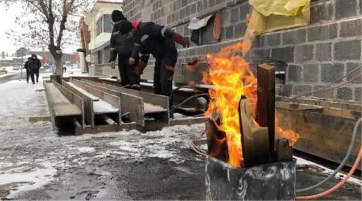 Kars'ta kar yağışı