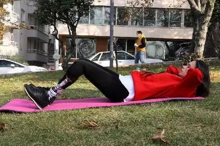 Son dakika haber: Kazada bacağını kaybeden Ahsen, sporla hayata tutundu Son dakika haber: Kazada bacağını kaybeden Ahsen, sporla hayata tutundu