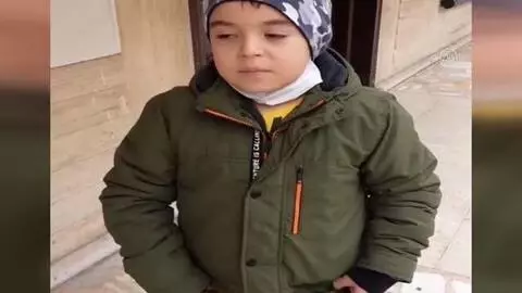 Küçük çocuğun sokak hayvanları için yaptığı çağrı Belediye Başkanını harekete geçirdi Küçük çocuğun sokak hayvanları için yaptığı çağrı Belediye Başkanını harekete geçirdi