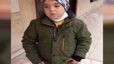 Küçük çocuğun sokak hayvanları için yaptığı çağrı Belediye Başkanını harekete geçirdi Küçük çocuğun sokak hayvanları için yaptığı çağrı Belediye Başkanını harekete geçirdi