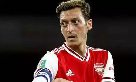 Adı birçok takımla anılan Arsenal'li Mesut Özil'e en ciddi teklif DC United'dan geldi Adı birçok takımla anılan Arsenal'li Mesut Özil'e en ciddi teklif DC United'dan geldi