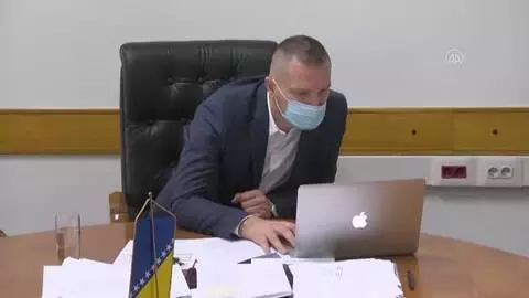 SARAYBOSNA - Bosna Hersek Adalet Bakanı Grubesa, AA'nın 'Yılın Fotoğrafları' oylamasına katıldı