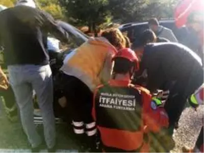 - Seydikemer'de trafik kazası: 1 yaralı - Seydikemer'de trafik kazası: 1 yaralı