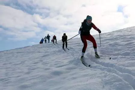 Yüksekovalı kayakçılar Türkiye Şampiyonası'na hazırlanıyor