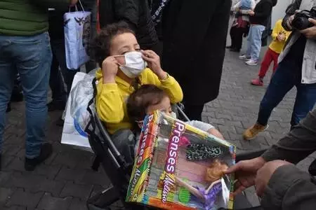 Süleyman Soylu, İzmir'de konteyner kenti ziyaret etti Süleyman Soylu, İzmir'de konteyner kenti ziyaret etti