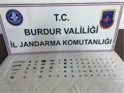 Son dakika! Burdur'da 79 parça tarihi eser ele geçirildi Son dakika! Burdur'da 79 parça tarihi eser ele geçirildi