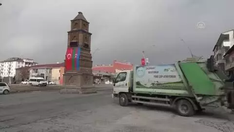Çaldıran'da bir cadde ve sokağa 'Azerbaycan' ve 'Karabağ' isimleri verildi Çaldıran'da bir cadde ve sokağa 'Azerbaycan' ve 'Karabağ' isimleri verildi