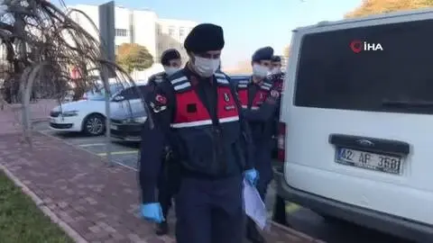 Konya'da 4 ayrı suçtan aranan zanlı yakalandı Konya'da 4 ayrı suçtan aranan zanlı yakalandı