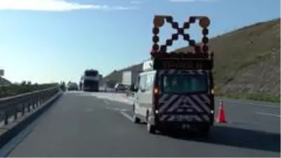 Kuzey Marmara Otoyolunda feci kaza: Tır ile otobüs çarpıştı, 3 kişi yaralandı Kuzey Marmara Otoyolunda feci kaza: Tır ile otobüs çarpıştı, 3 kişi yaralandı