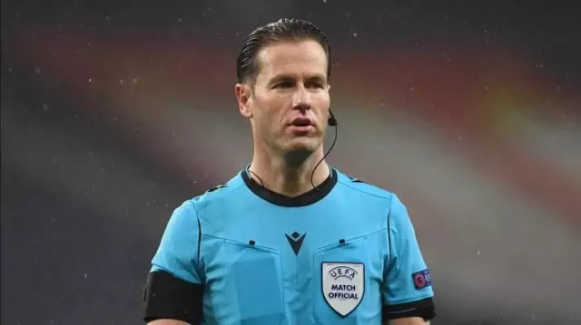PSG-Medipol Başakşehir maçına Hollandalı hakem Danny Makkelie atandı PSG-Medipol Başakşehir maçına Hollandalı hakem Danny Makkelie atandı