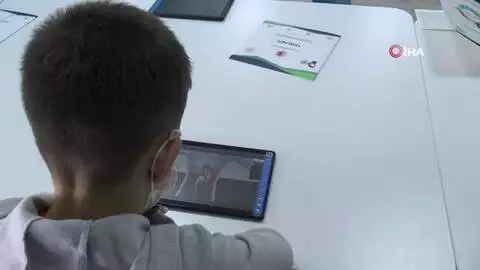 Sultanbeyli'deki Tematik Bilgi Merkezleri, öğrenciler için EBA destek noktalarına dönüştürüldü Sultanbeyli'deki Tematik Bilgi Merkezleri, öğrenciler için EBA destek noktalarına dönüştürüldü