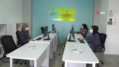 Sultanbeyli'deki Tematik Bilgi Merkezleri, öğrenciler için EBA destek noktalarına dönüştürüldü Sultanbeyli'deki Tematik Bilgi Merkezleri, öğrenciler için EBA destek noktalarına dönüştürüldü