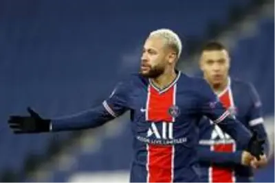 Medipol Başakşehir, deplasmanda Fransız ekibi Paris Saint Germain'e 5-1 mağlup oldu Medipol Başakşehir, deplasmanda Fransız ekibi Paris Saint Germain'e 5-1 mağlup oldu