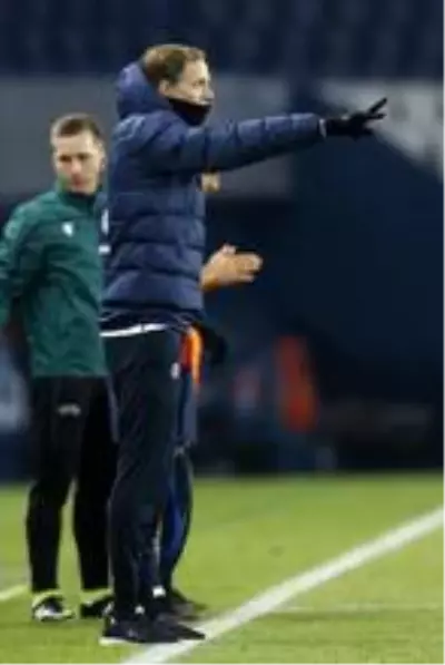 Medipol Başakşehir, deplasmanda Fransız ekibi Paris Saint Germain'e 5-1 mağlup oldu Medipol Başakşehir, deplasmanda Fransız ekibi Paris Saint Germain'e 5-1 mağlup oldu