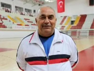 Son Dakika | Ardahanlı: 'Hedefimiz ligden düşmemek' Son Dakika | Ardahanlı: 'Hedefimiz ligden düşmemek'