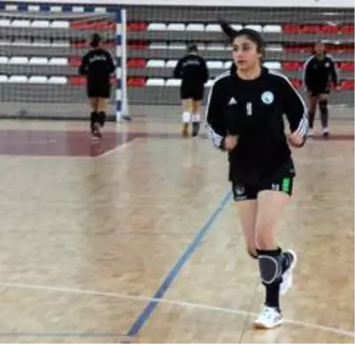 Son Dakika | Ardahanlı: 'Hedefimiz ligden düşmemek' Son Dakika | Ardahanlı: 'Hedefimiz ligden düşmemek'