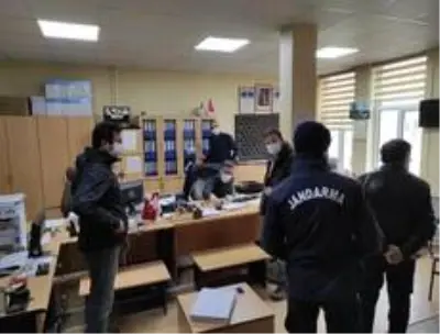 Bilecik'te atlara çip takılarak, büyükbaş hayvanlarda şap aşılaması yapıldı Bilecik'te atlara çip takılarak, büyükbaş hayvanlarda şap aşılaması yapıldı
