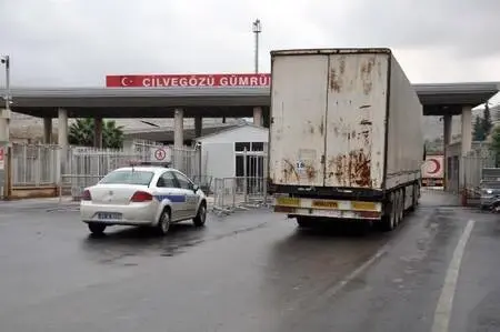 BM'den İdlib'e 55 TIR insani yardım BM'den İdlib'e 55 TIR insani yardım