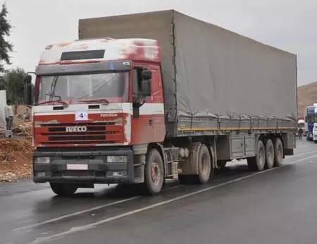BM'den İdlib'e 55 TIR insani yardım BM'den İdlib'e 55 TIR insani yardım