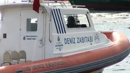 (Havadan fotoğraflarla) Galata Köprüsü'nde olta balıkçılarına '3 metre kuralı' denetimi (Havadan fotoğraflarla) Galata Köprüsü'nde olta balıkçılarına '3 metre kuralı' denetimi