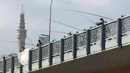(Havadan fotoğraflarla) Galata Köprüsü'nde olta balıkçılarına '3 metre kuralı' denetimi (Havadan fotoğraflarla) Galata Köprüsü'nde olta balıkçılarına '3 metre kuralı' denetimi