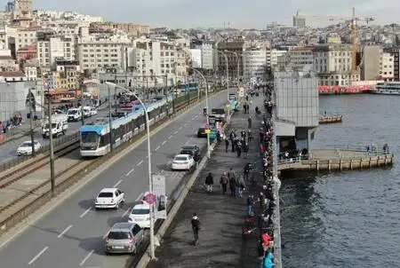 (Havadan fotoğraflarla) Galata Köprüsü'nde olta balıkçılarına '3 metre kuralı' denetimi (Havadan fotoğraflarla) Galata Köprüsü'nde olta balıkçılarına '3 metre kuralı' denetimi