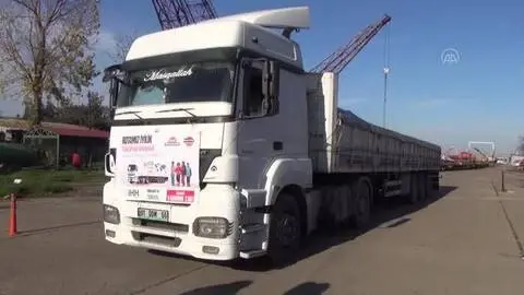 İHH Zonguldak'tan Suriye'deki ihtiyaç sahiplerine 28 ton kömür yardımı İHH Zonguldak'tan Suriye'deki ihtiyaç sahiplerine 28 ton kömür yardımı