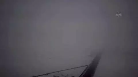 Kar ve sis etkili oldu Kar ve sis etkili oldu