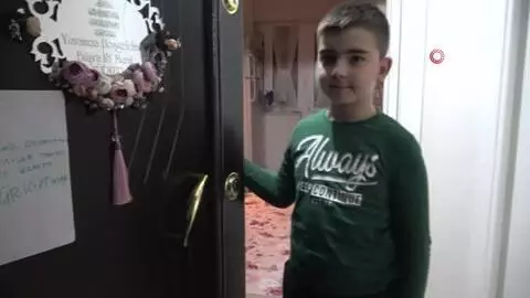 Son dakika haberleri... Kurallara uymayanlara inat 8 yaşındaki çocuktan anlamlı mesaj Son dakika haberleri... Kurallara uymayanlara inat 8 yaşındaki çocuktan anlamlı mesaj