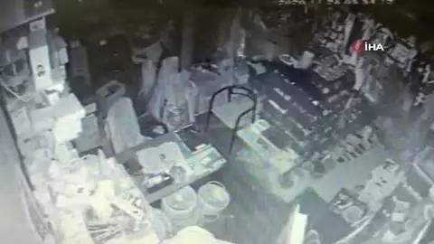 Milyonluk kasa hırsızları JASAT'a yakalandı Milyonluk kasa hırsızları JASAT'a yakalandı