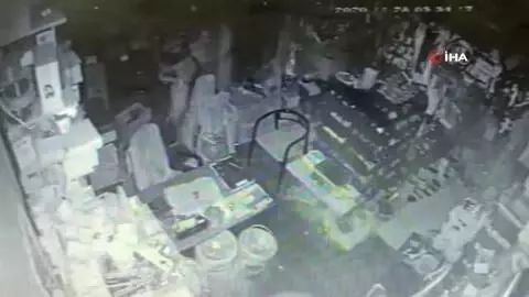 Milyonluk kasa hırsızları JASAT'a yakalandı Milyonluk kasa hırsızları JASAT'a yakalandı
