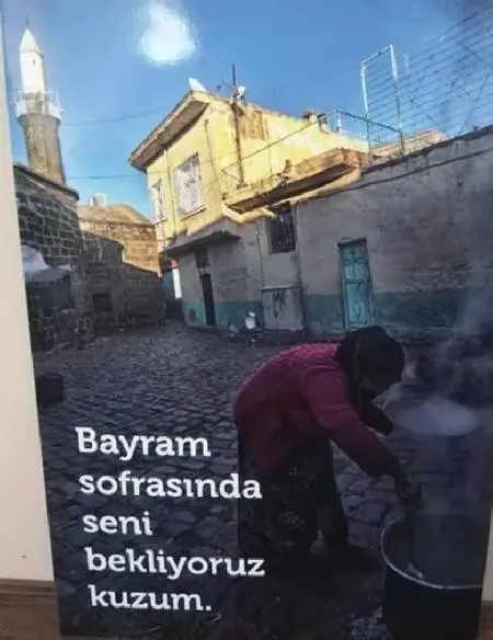 Son dakika haberi | PKK'lıların teslim olmaları için dağlara 10 bin kartpostal atılmasına evlat nöbetindeki ailelerden destek Son dakika haberi | PKK'lıların teslim olmaları için dağlara 10 bin kartpostal atılmasına evlat nöbetindeki ailelerden destek