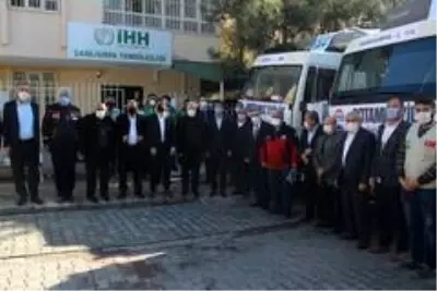 Şanlıurfa'dan Suriye'ye 2 tır yardım malzemesi gönderildi Şanlıurfa'dan Suriye'ye 2 tır yardım malzemesi gönderildi