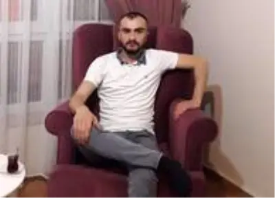 Sitenin otoparkında silahla vurulmuş halde bulundu...Geriye bu görüntüleri kaldı Sitenin otoparkında silahla vurulmuş halde bulundu...Geriye bu görüntüleri kaldı