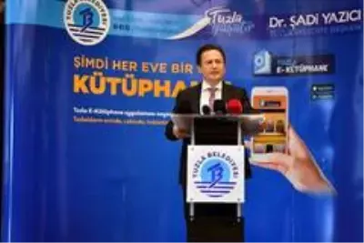 Tuzla'da 23 bin kitap, vatandaşın 'evine' geldi Tuzla'da 23 bin kitap, vatandaşın 'evine' geldi