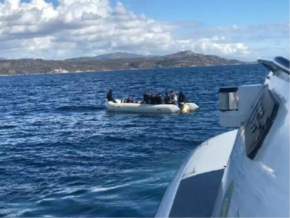Yunanistan'ın ölüme terk ettiği göçmenleri Türk Sahil Güvenlik ekipleri kurtardı