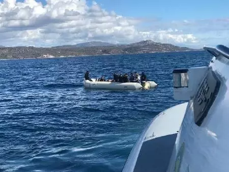 Yunanistan'ın ölüme terk ettiği göçmenleri Türk Sahil Güvenlik ekipleri kurtardı Yunanistan'ın ölüme terk ettiği göçmenleri Türk Sahil Güvenlik ekipleri kurtardı