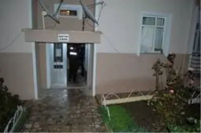 2 gündür haber alınamayan yaşlı adam evinde ölü bulundu 2 gündür haber alınamayan yaşlı adam evinde ölü bulundu