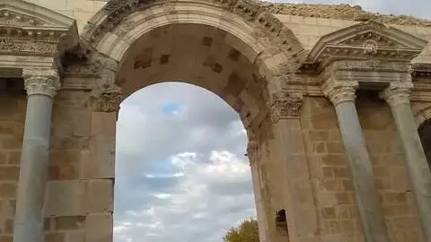 Anavarza Antik Kenti'nde 2020 yılı kazı çalışmalarının son etabı başladı Anavarza Antik Kenti'nde 2020 yılı kazı çalışmalarının son etabı başladı