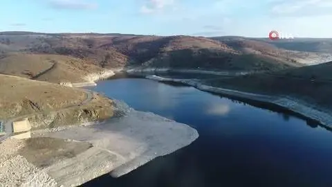Çatören Baraj suyunun üçte bir azalması çiftçileri tedirgin ediyor Çatören Baraj suyunun üçte bir azalması çiftçileri tedirgin ediyor